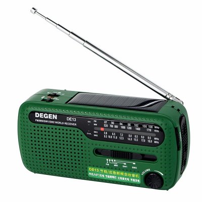 I lager-den populära världsradion med vevdynamo,solcell, ficklampa och USB-laddare
