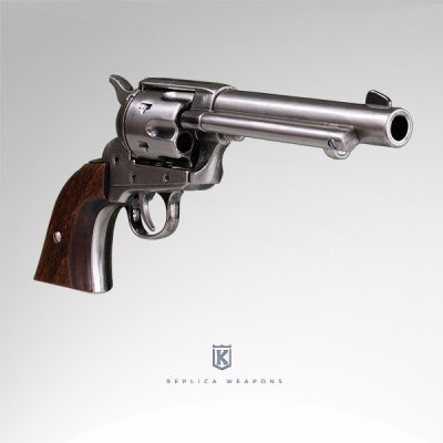 Replika Västernrevolver-Colt Peacemaker .45 Vackert polerad med trägrepp